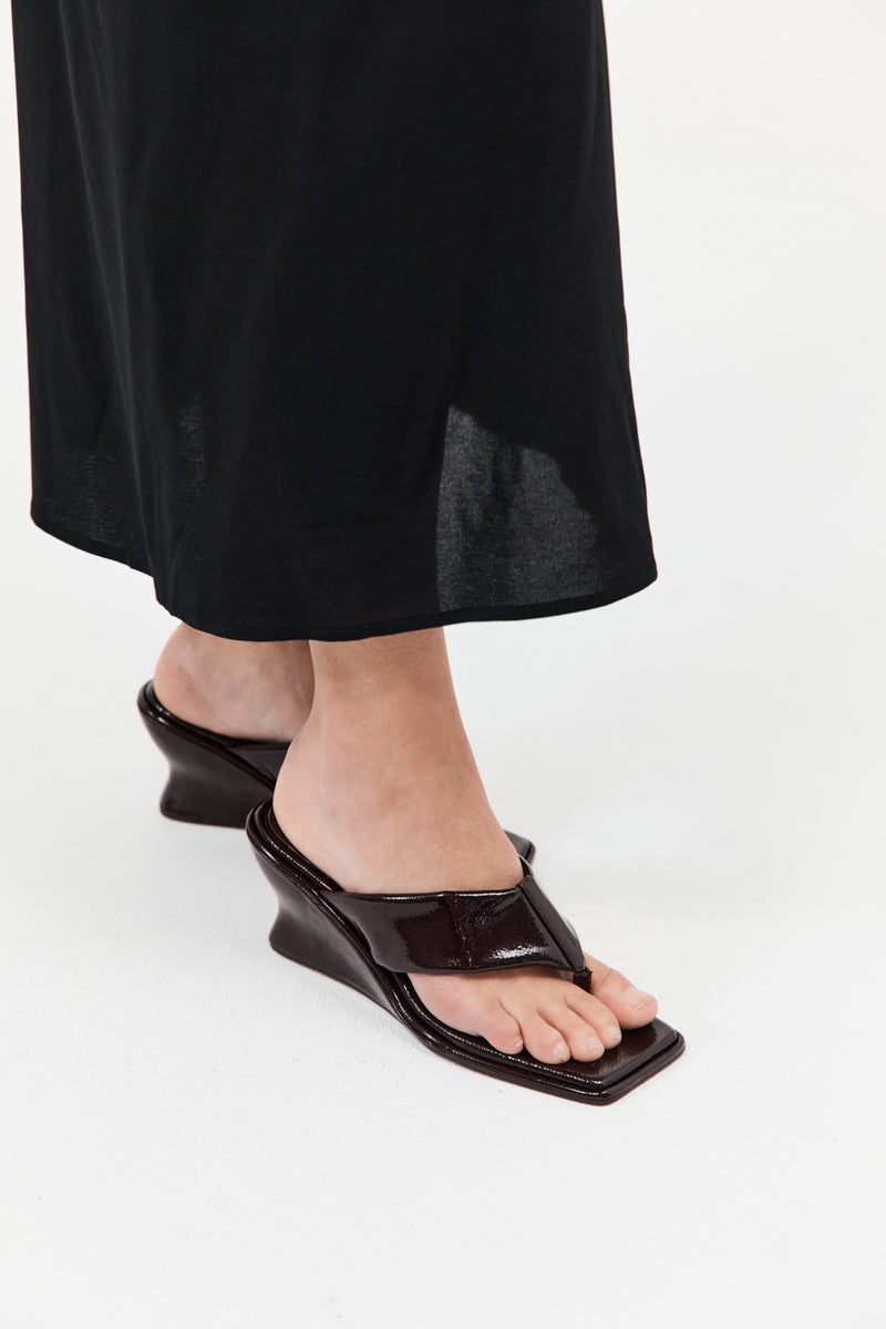 Soft Thong Contour Wedge - Patent Port - 4