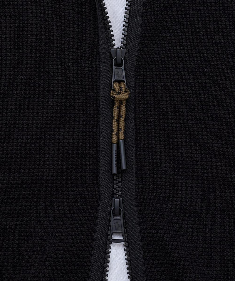 Contrast full zip knitted jacket 7