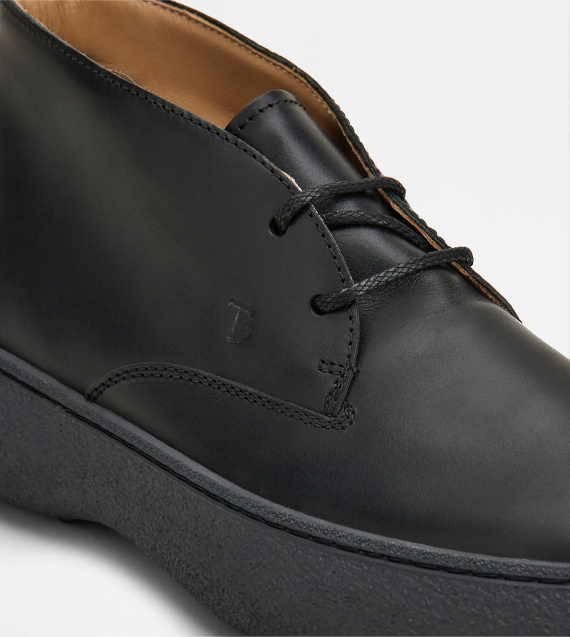 TOD'S W. G. DESERT BOOTS IN LEATHER - BLACK 5
