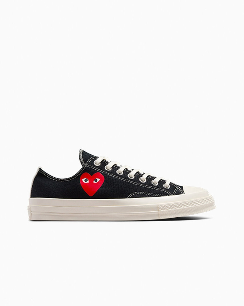PLAY Comme des Garçons Single Heart Chuck 70 - 1