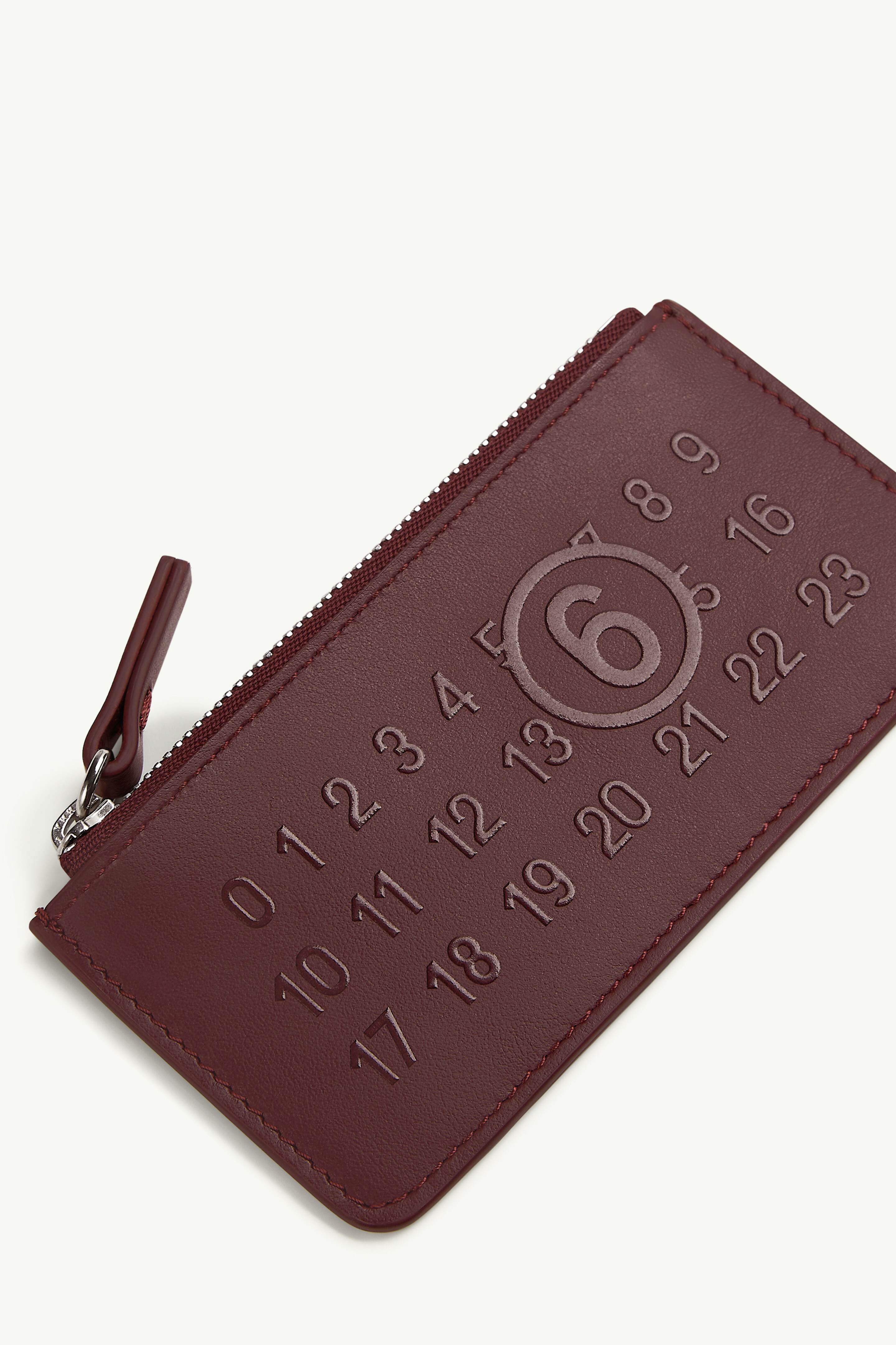 Numeric logo zip card holder - 5