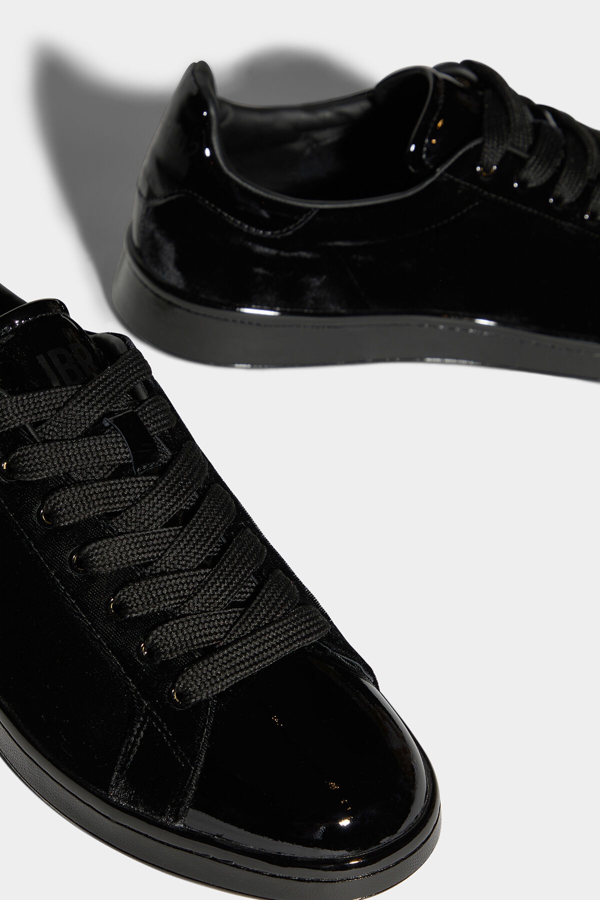 IBRA BLACK ON BLACK SNEAKERS - 4