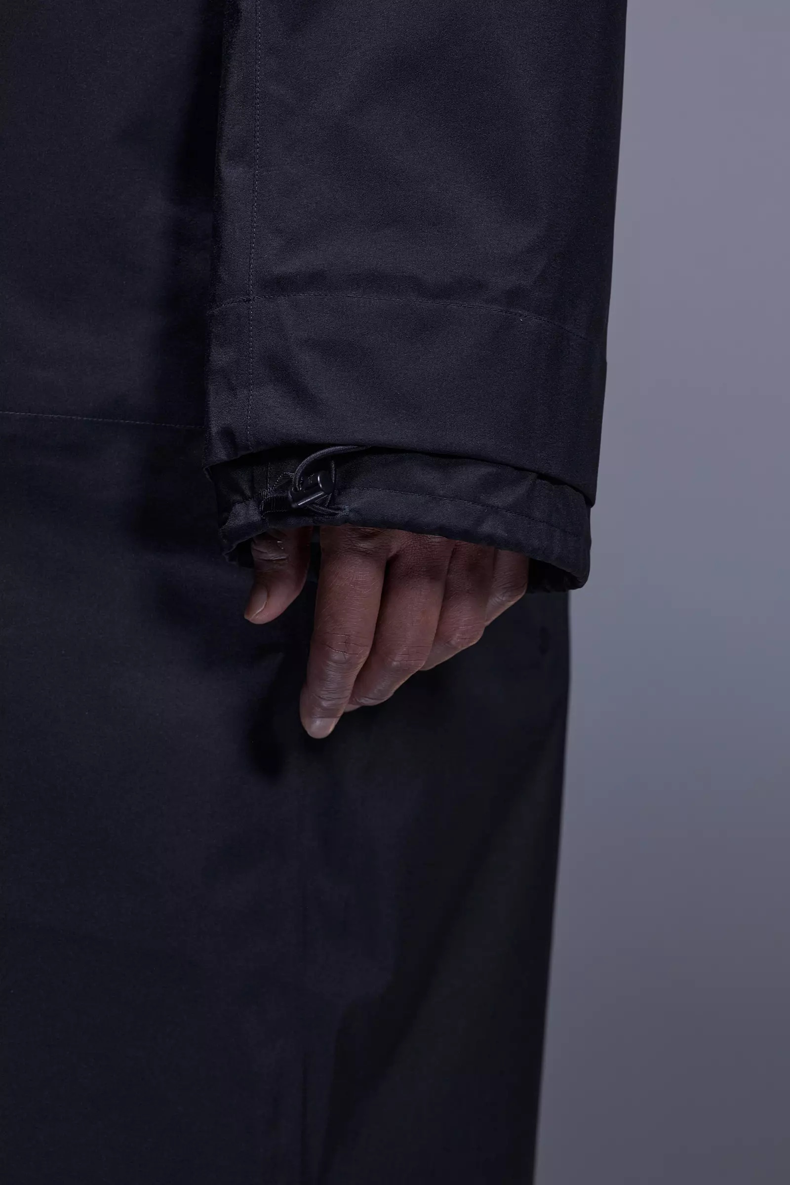 J122-GT 3L Gore-Tex Pro Coat Black - 30