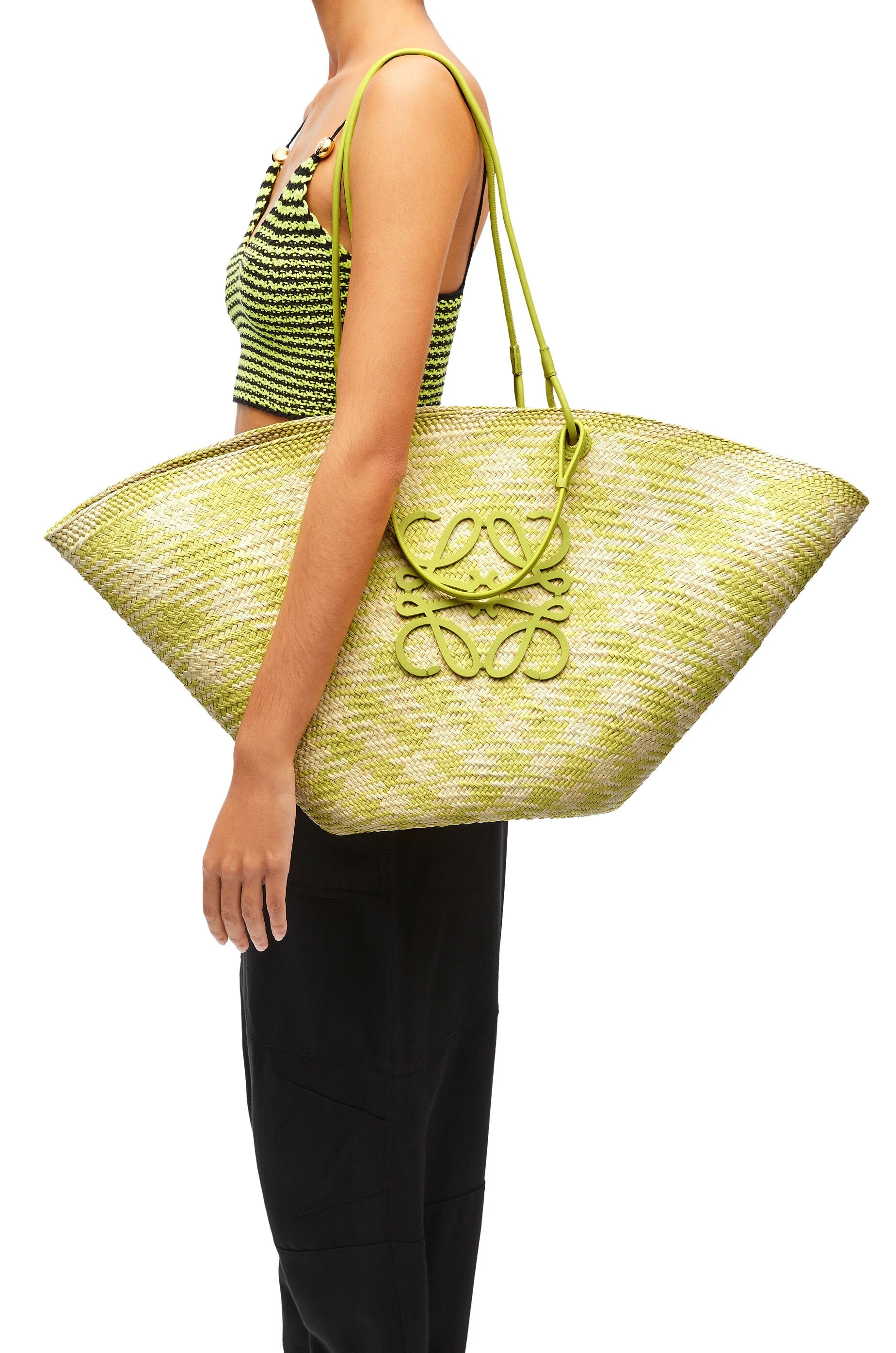 Large Anagram Basket bag in iraca palm and calfskin - 2