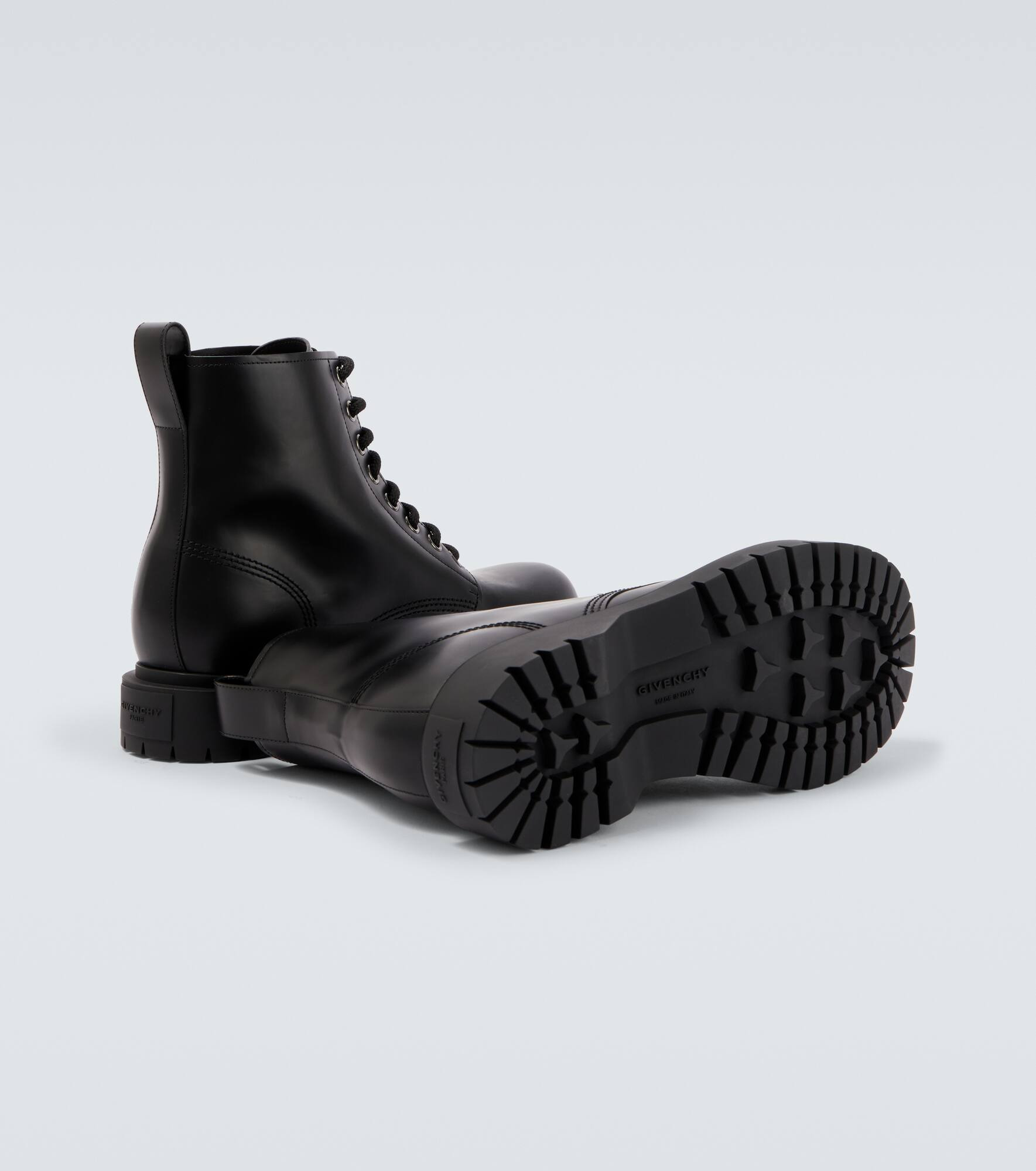 Leather lace-up boots - 7