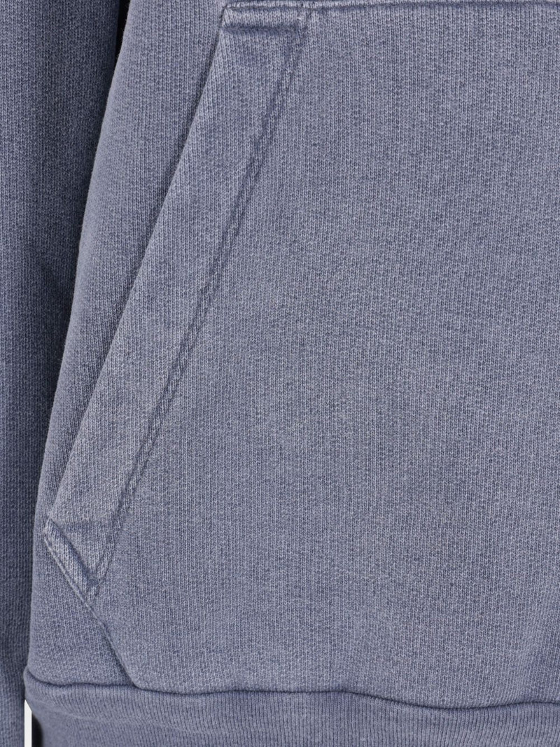 kangaroo-pocket hoodie 3