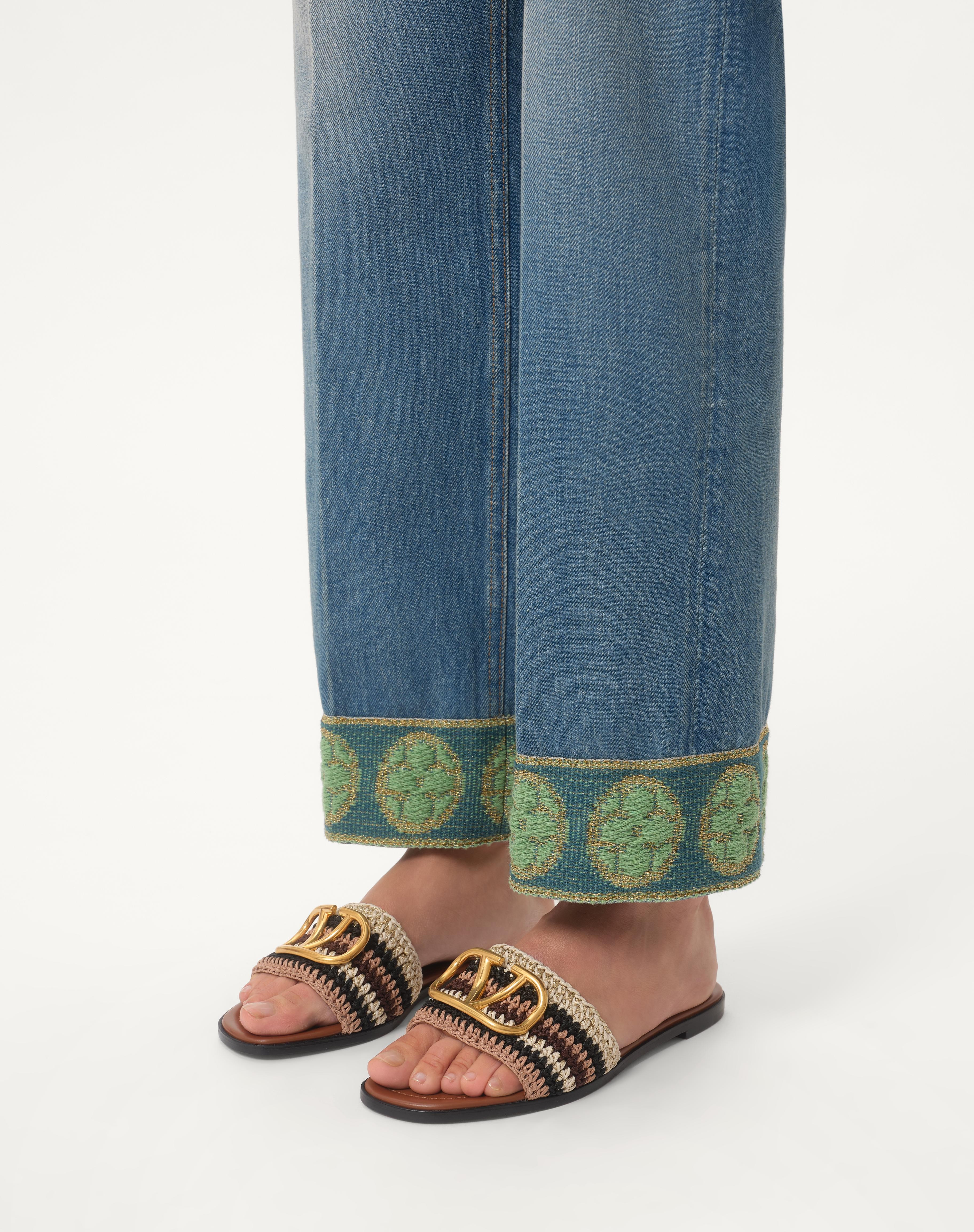 VLOGO SIGNATURE SLIDE SANDAL WITH CROCHET EMBROIDERY - 2