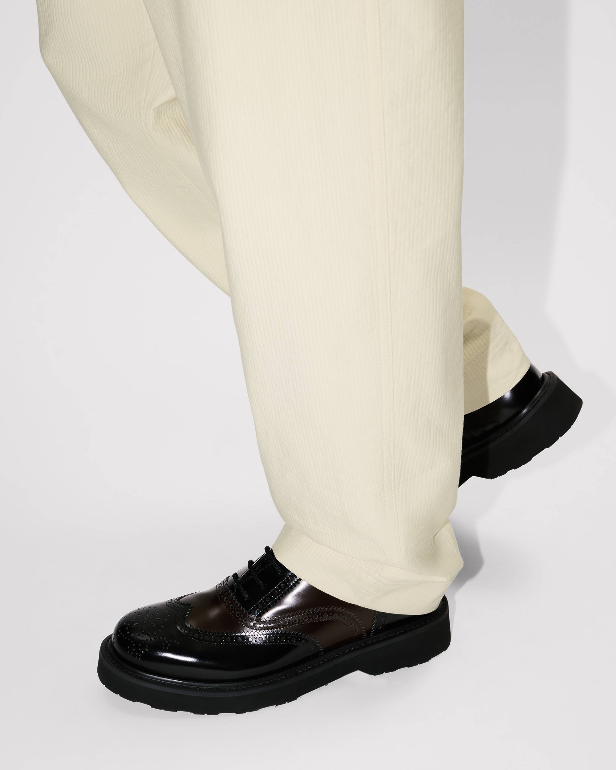 Jogpants in textured cotton - 7