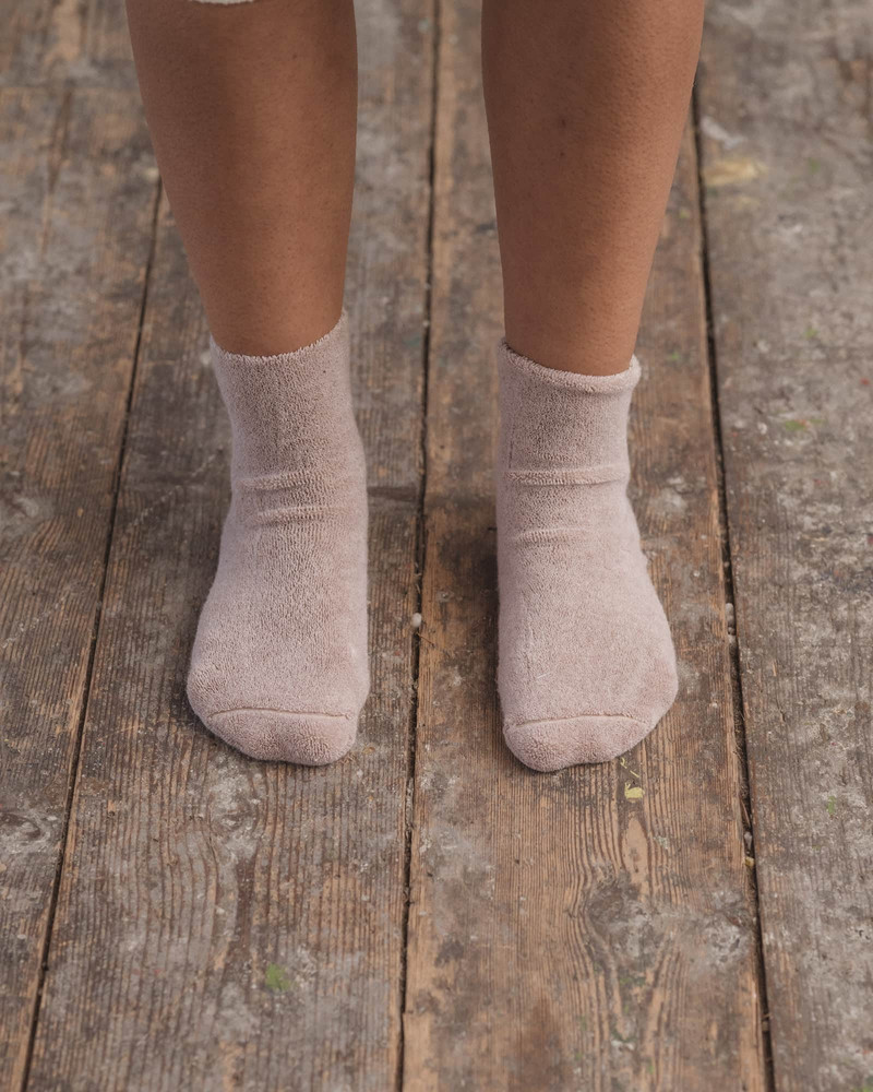 Buckle Overankle Socks - Textured Organic Cotton 1