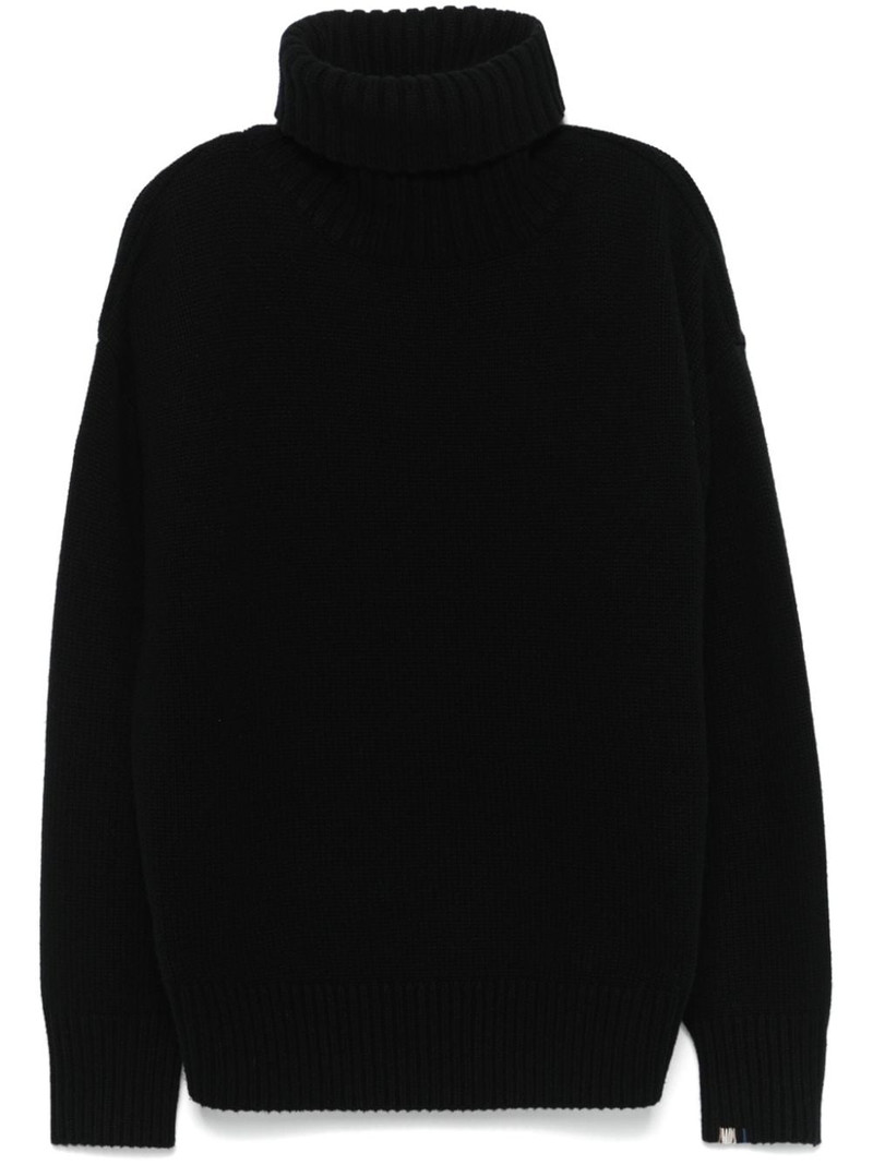 Nº20 sweater 1