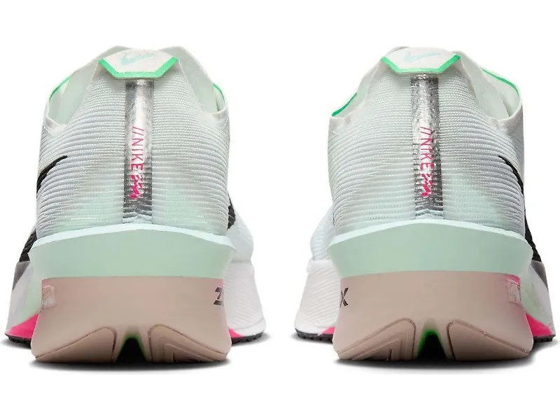 Nike Vaporfly 4 - 5