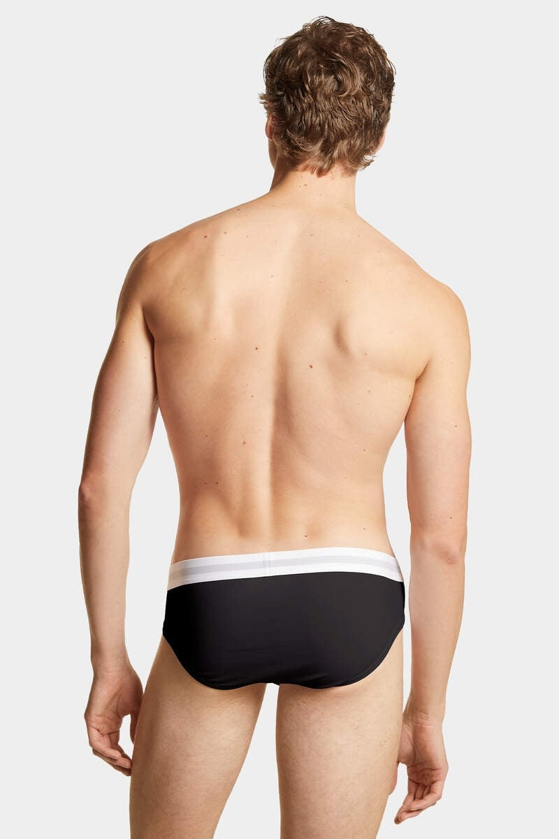 DSQUARED2 PRIDE BRIEF outlook