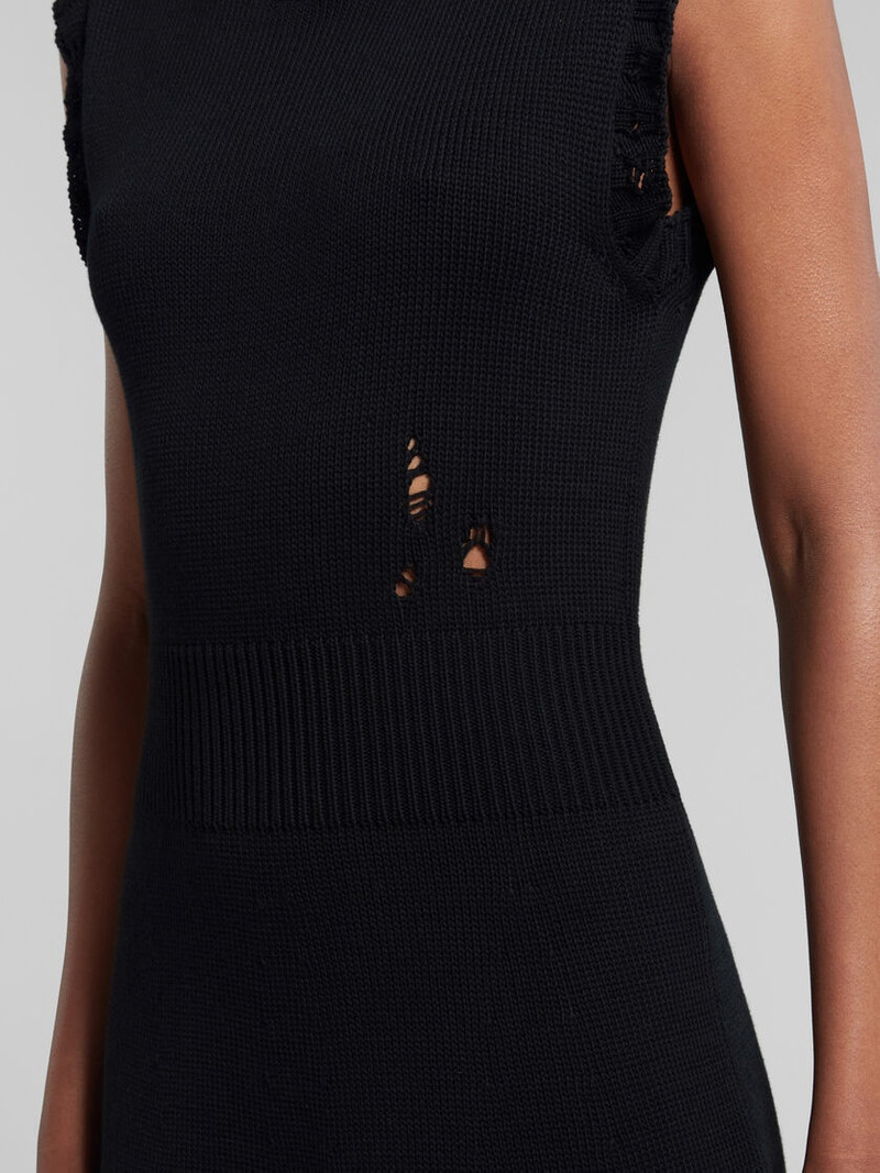 BLACK DISHEVELLED COTTON KNITTED DRESS 5