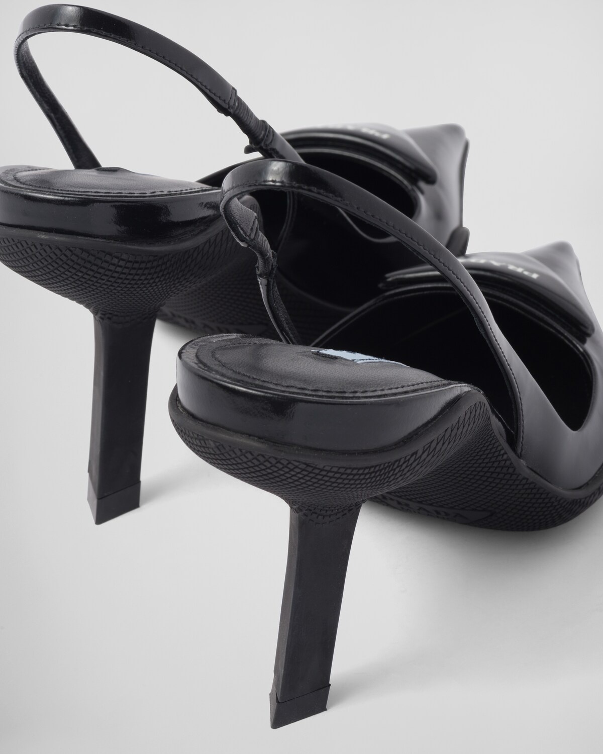 Brushed leather slingback pumps - 5