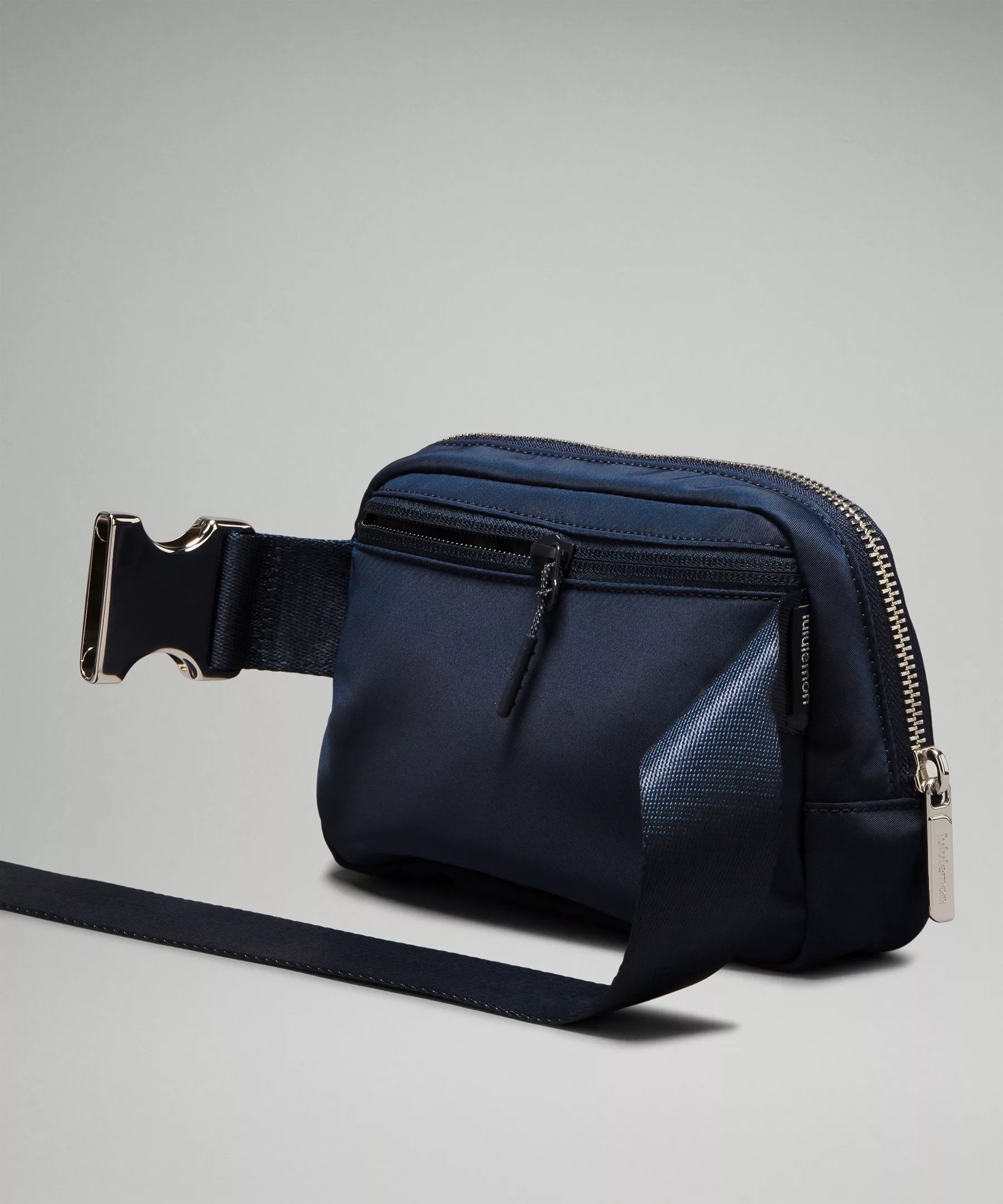 Everywhere Belt Bag 1L *Metal Hardware - 4