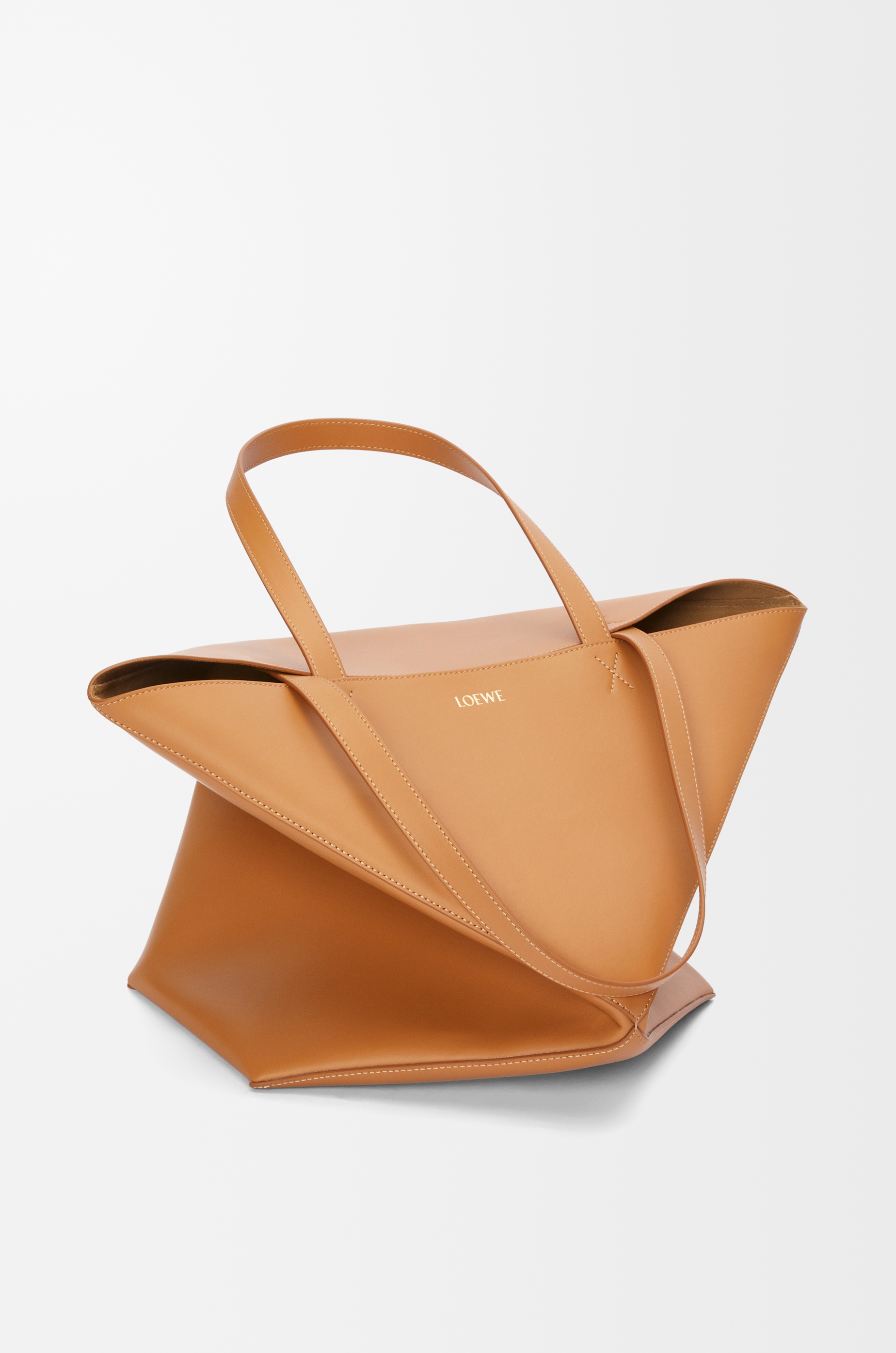 XL Puzzle Fold Tote in shiny calfskin - 5