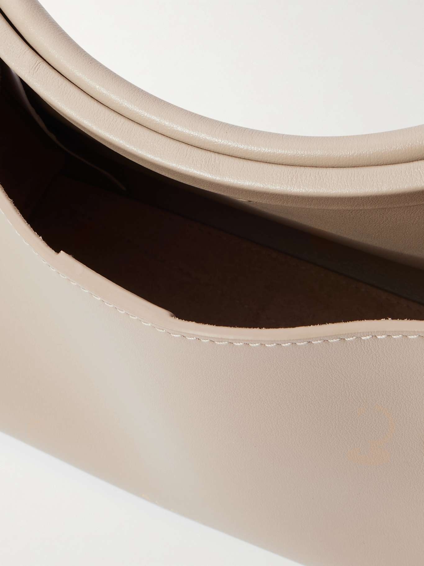 Le Click small leather shoulder bag Taupe - 5