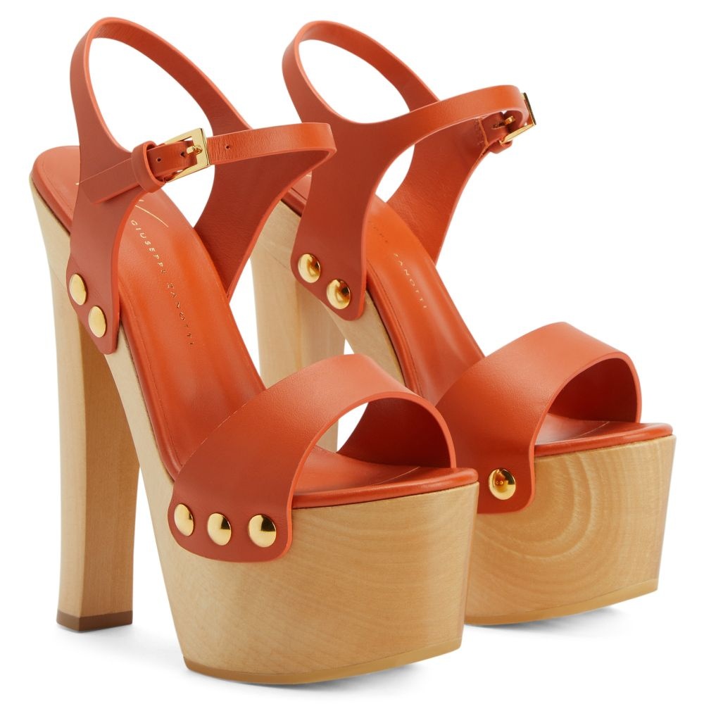 Fanny - 3
