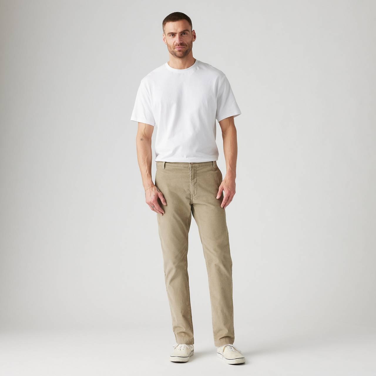 LEVI'S® XX CHINO STANDARD TAPER FIT CORDUROY MEN'S PANTS - 2