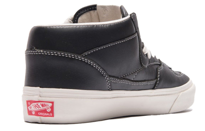 Vans Vans Vault OG Half Cab LX Black VN0A3DP6L3A outlook