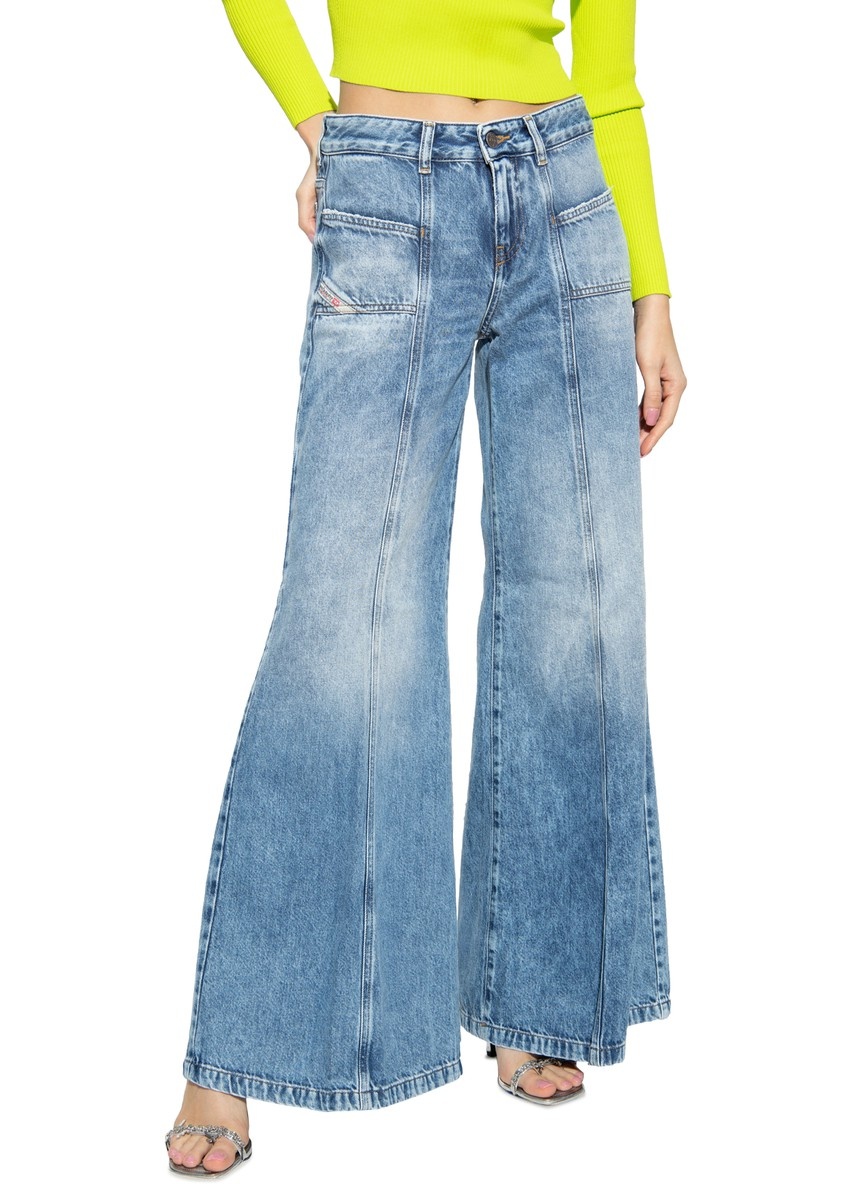 D-Akii L.30 flare jeans - 2