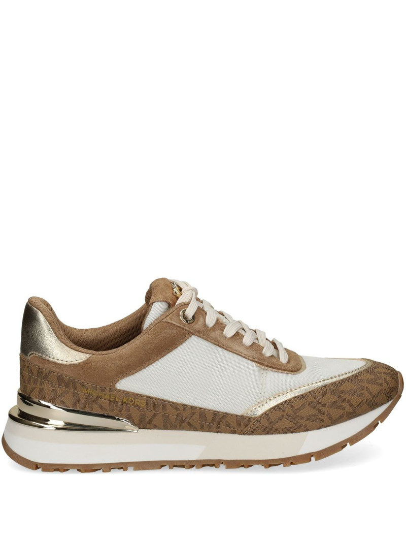 Nova sneakers 1