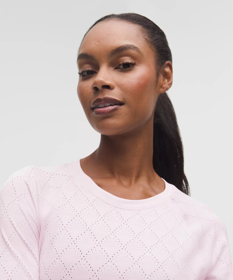 Swiftly Tech Long-Sleeve Shirt 2.0 *Waist Length 4