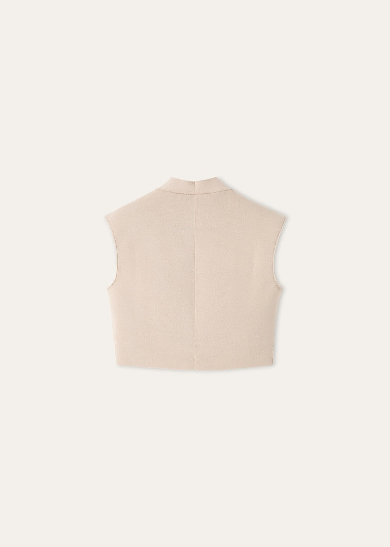 Calla Vest 6