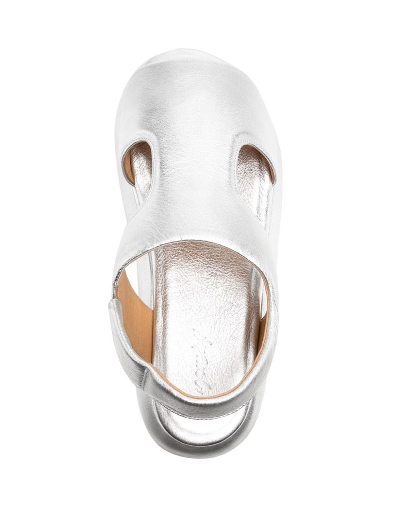 leather sandals 4