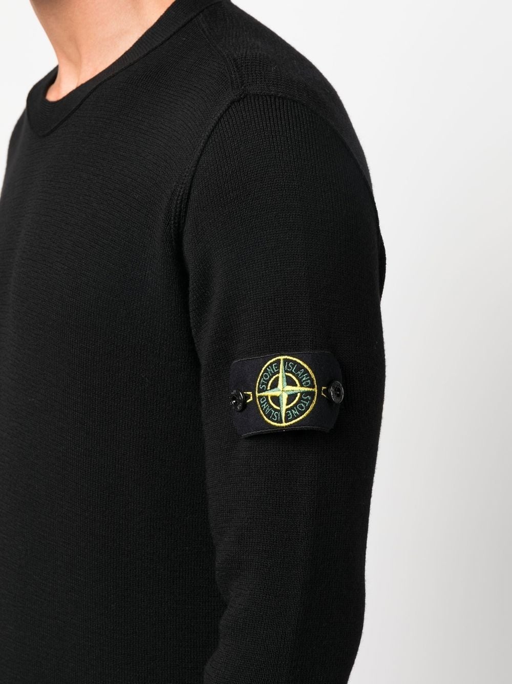 Compass logo-patch ribbed-knit jumper - 5