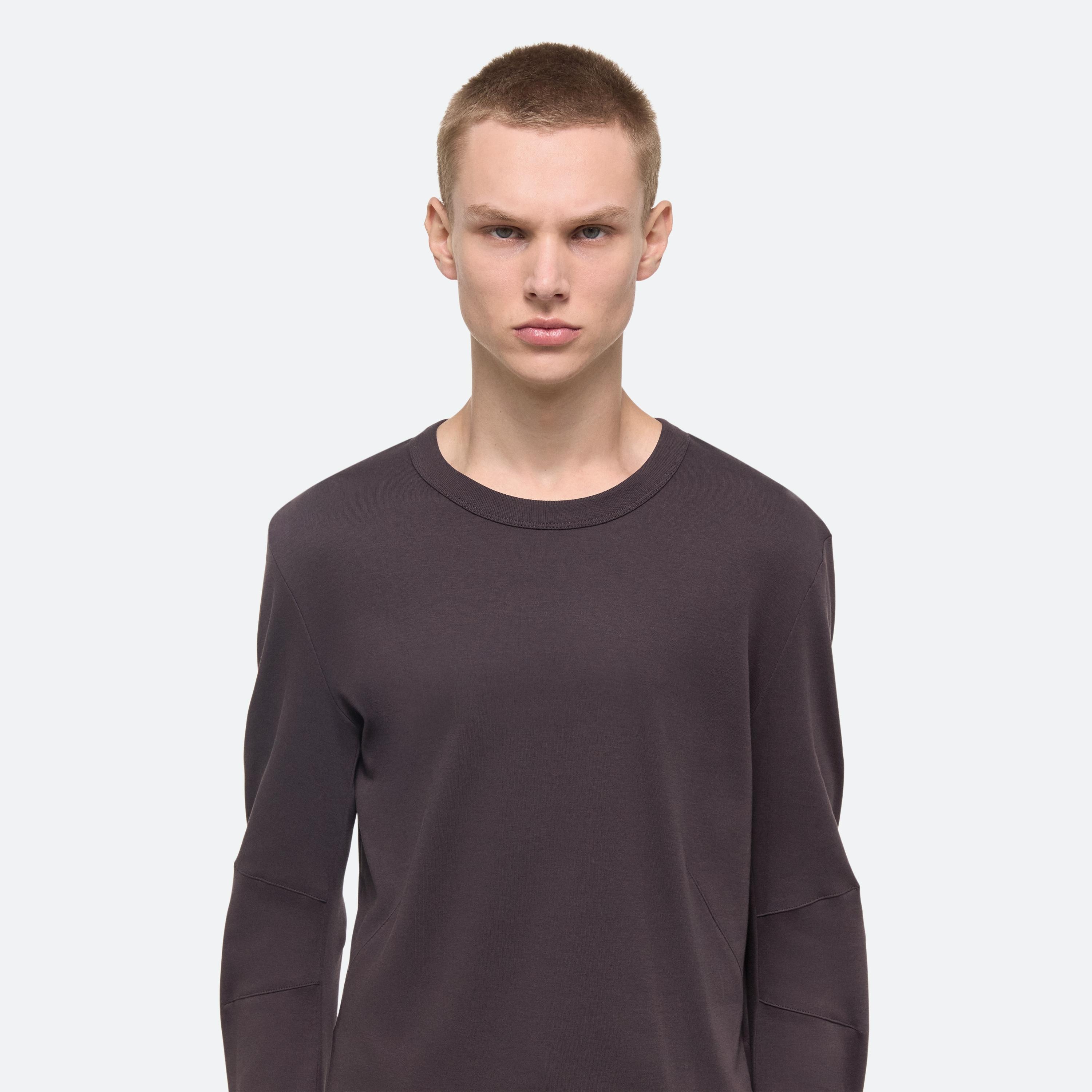LONG-SLEEVE APEX TEE - 6
