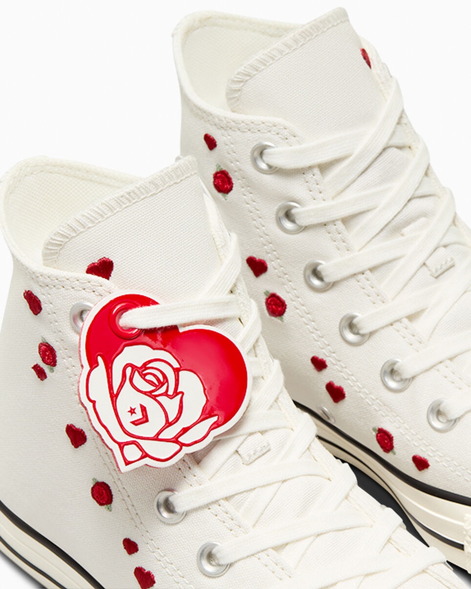 Chuck Taylor All Star Valentine's Day - 9