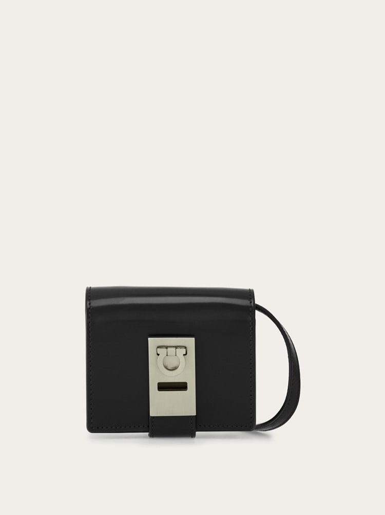 CREDIT CARD HOLDER - 1