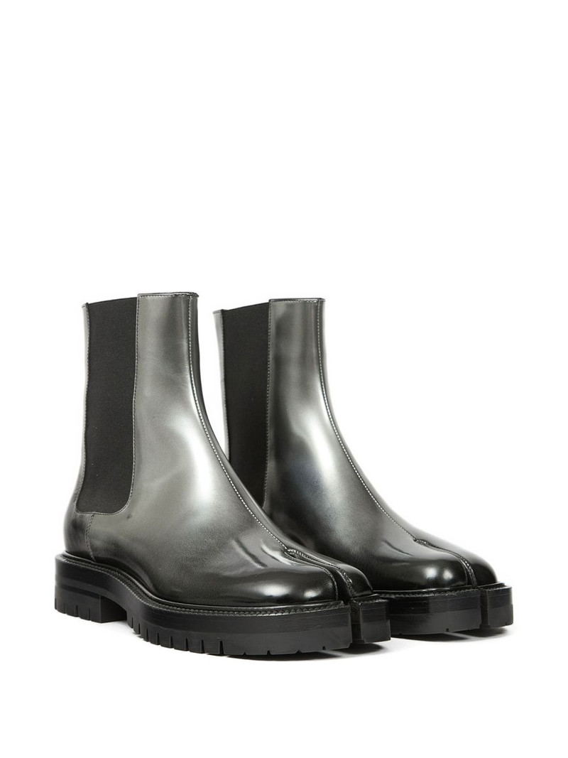 Maison Margiela Tabi County split-toe chelsea boots outlook