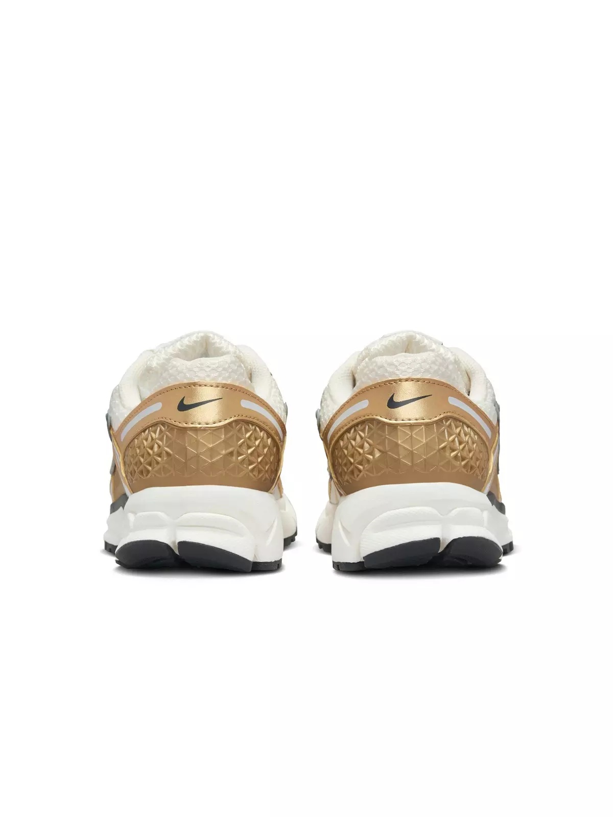 Zoom Vomero 5 "Photon Dust/Metallic Gold/Gridiron/Sail" Women's Shoe - 7