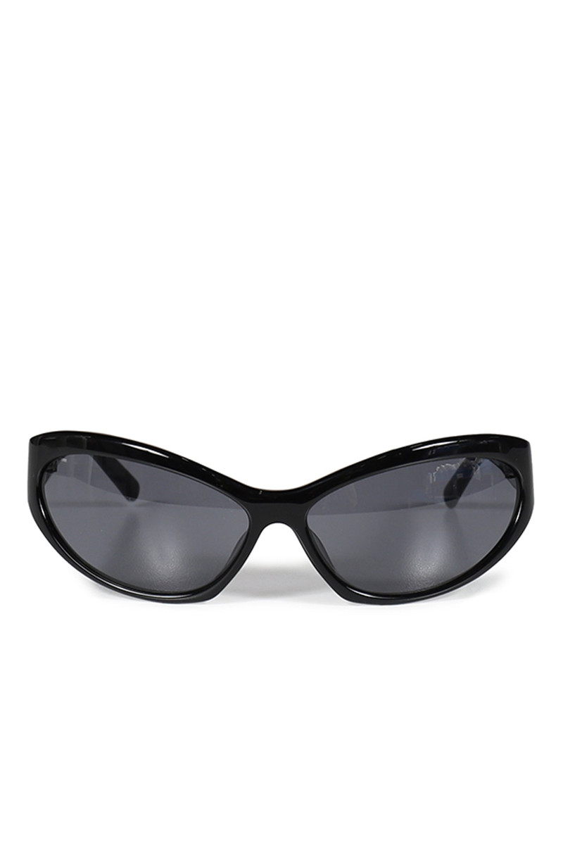 VAQUERA CAT EYE SUNGLASSES / BLACK outlook