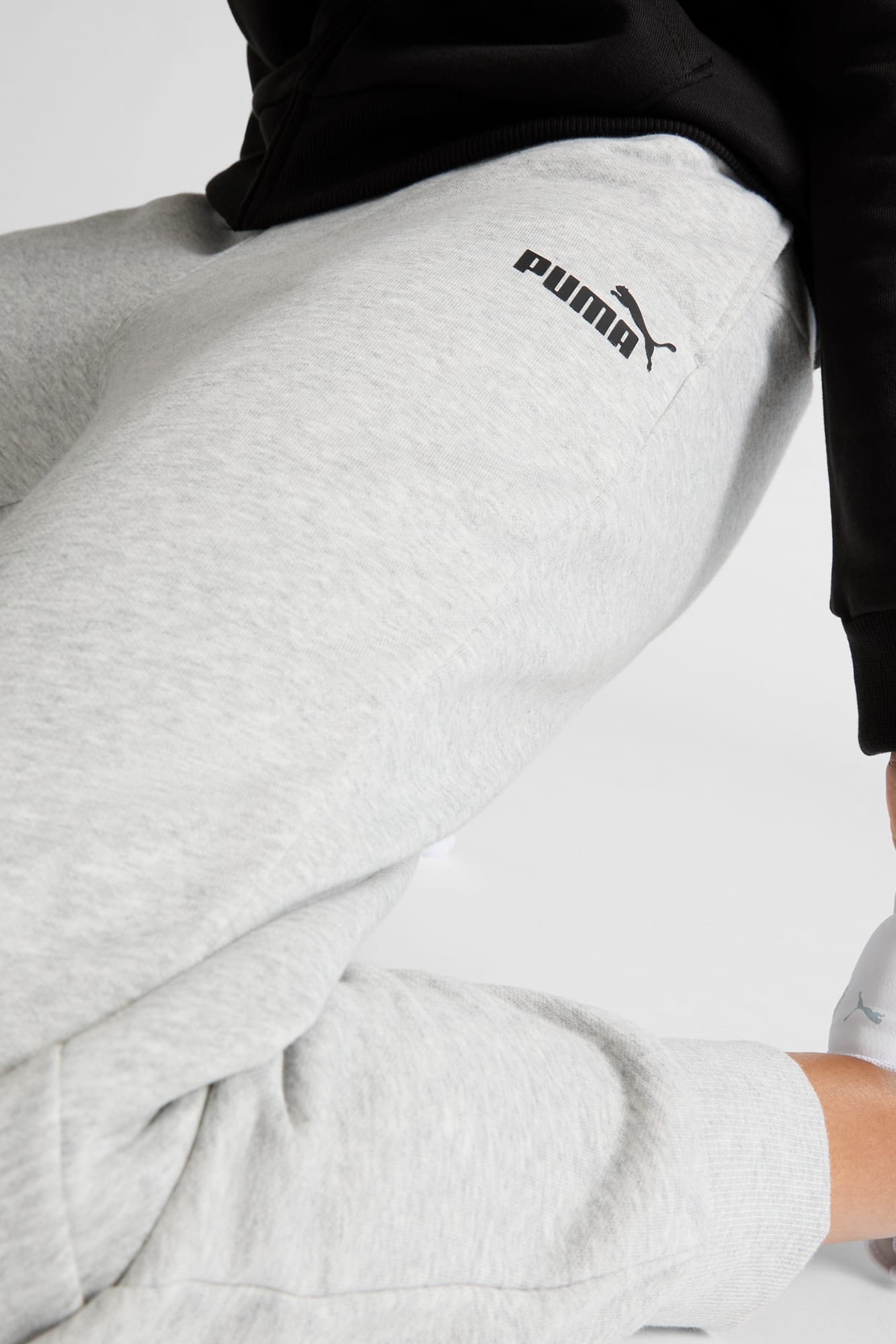 Essentials Women's Sweatpants - 4