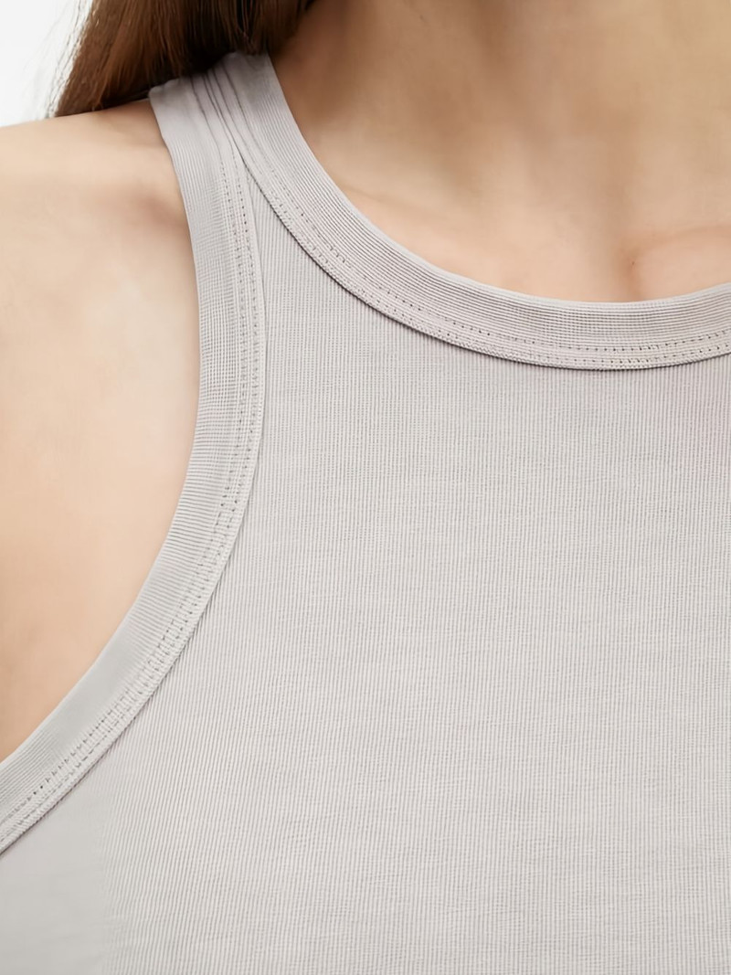 crew-neck tank top 5