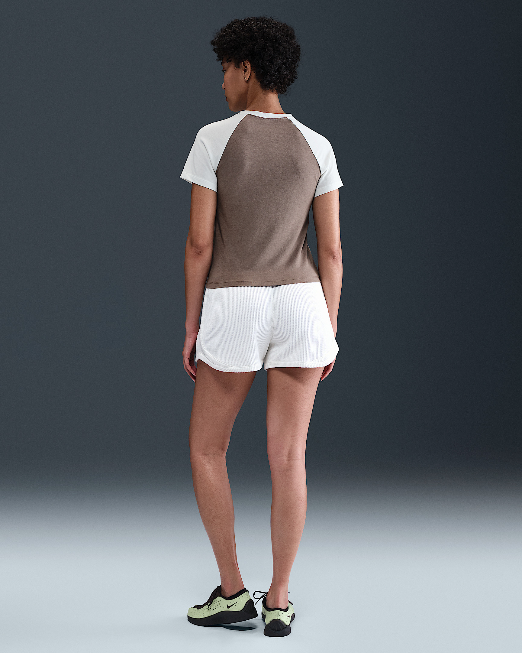Nike Sportswear Chill Knit Women's Slim Graphic T-Shirt - 5