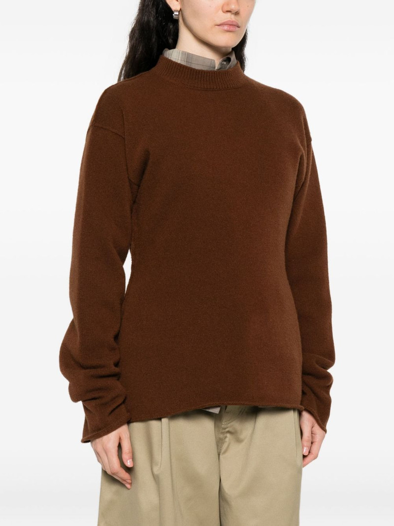 round-neck wool sweater 3