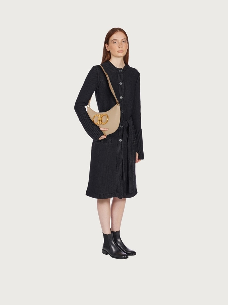 FERRAGAMO MAXI GANCIO SHOULDER BAG outlook