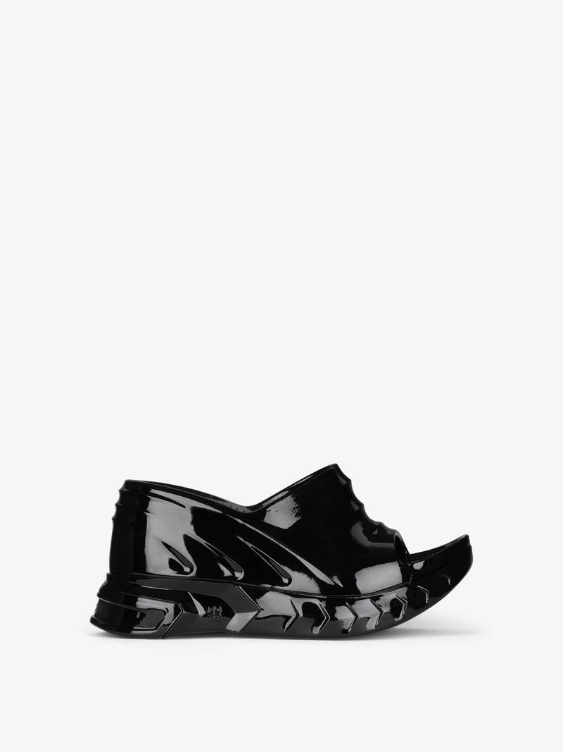 RUBBER에 있는 MARSHMALLOW WEDGE 모래 1
