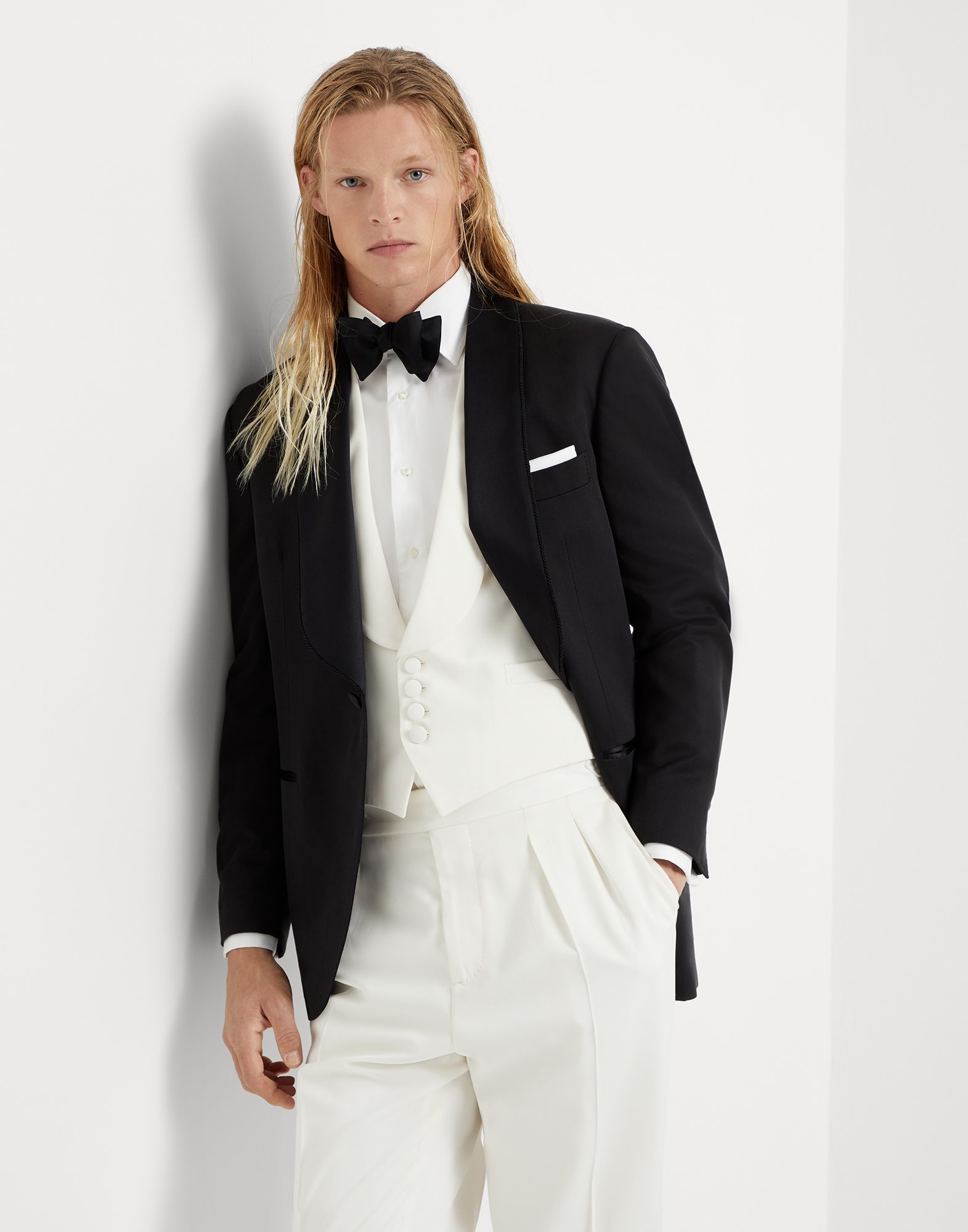 Délavé silk twill tuxedo jacket with shawl lapels and piping - 4