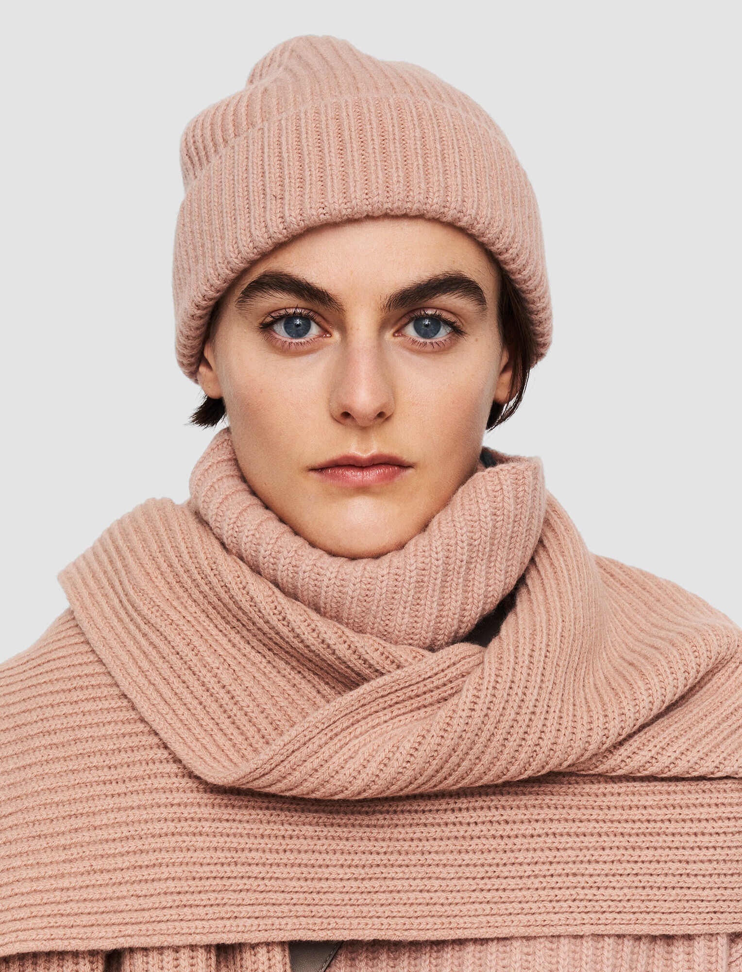 Cardigan Stitch Hat - 2