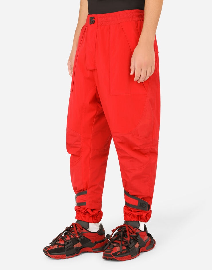 Nylon jogging pants with patch - 4