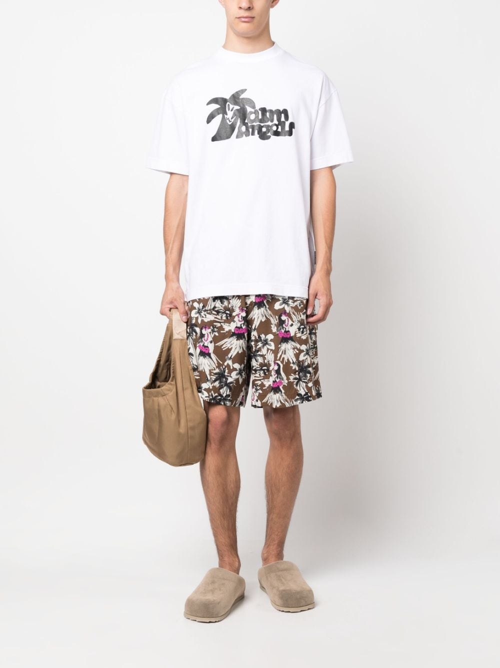 all-over graphic-print shorts - 2