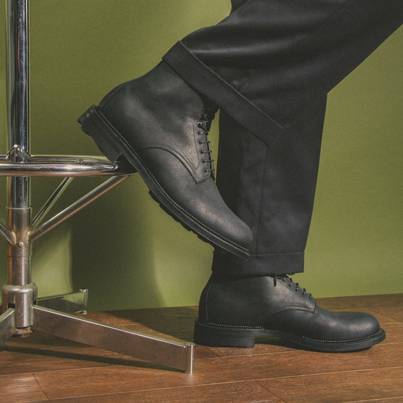 Navvy™ - Black Waxy Commander - 2
