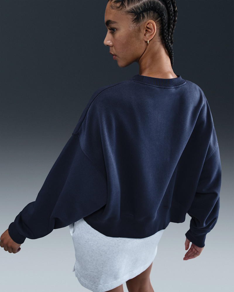 Nike Nike Sportswear Phoenix Fleece Women's Over-Oversized Crew-Neck Sweatshirt outlook