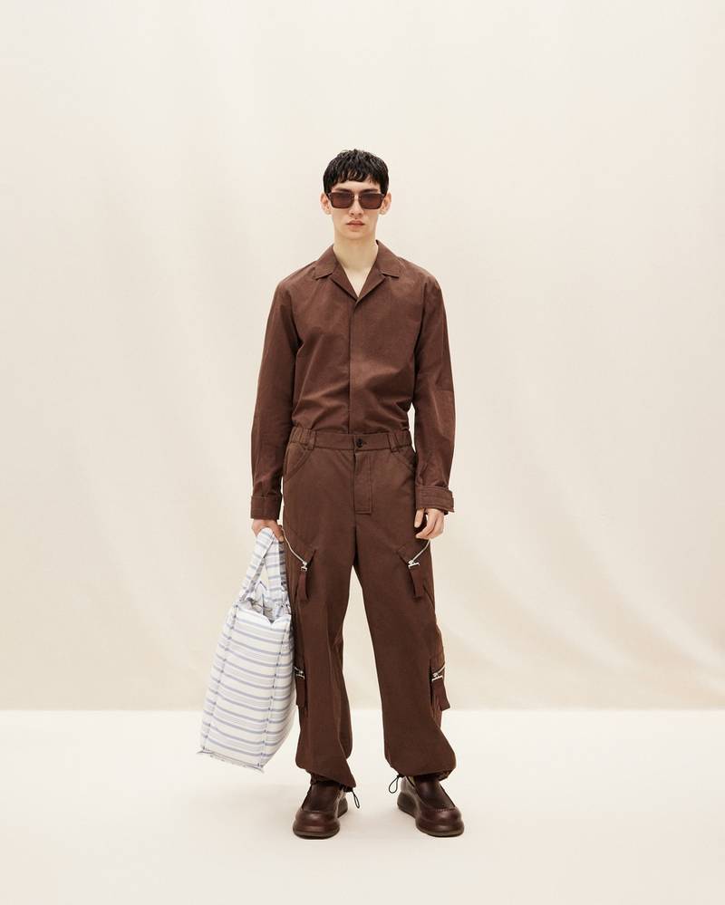 JACQUEMUS Le cargo Marrone outlook