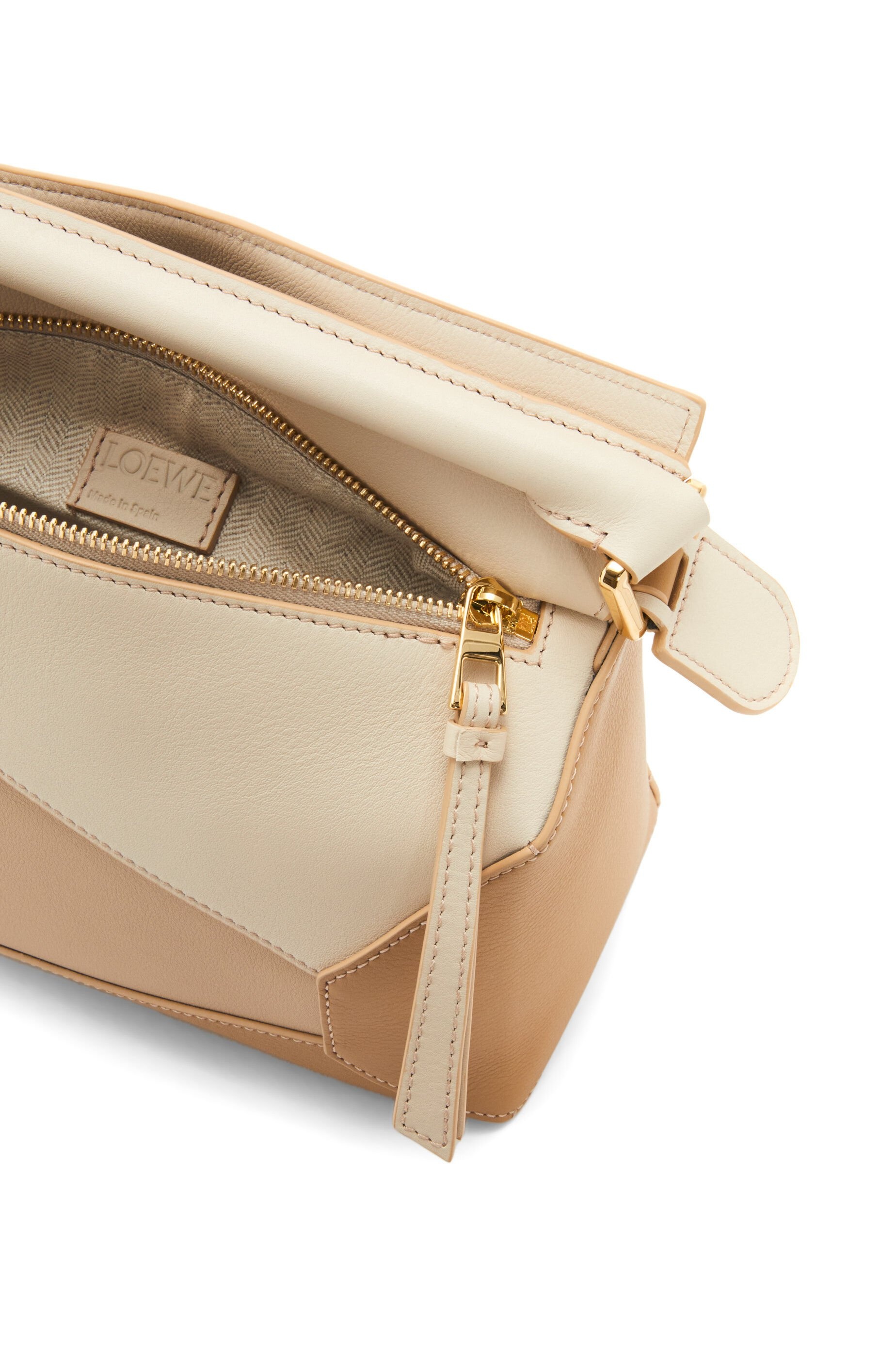 Small Puzzle Edge bag in classic calfskin - 8